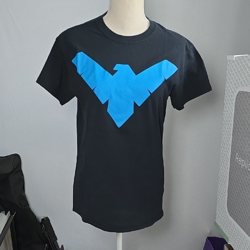 DC Comics Nightwing Graphic Tee - Small